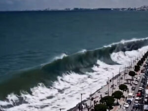 Tsunami alert