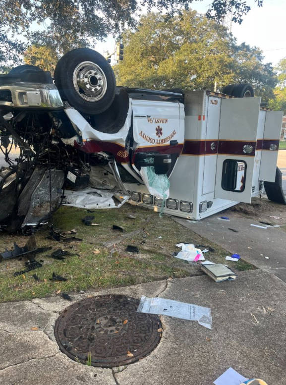 8 injured, including newborn child, in ambulance rollover crash