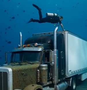 My Father Vanished 20 Years Ago — When Police Found His Truck and a Second Receipt, the Name on It Shattered Me