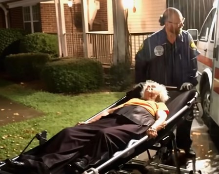 Elderly Woman Kept Her Home Private for 26 Years — What I Saw Inside Was Unbelievable