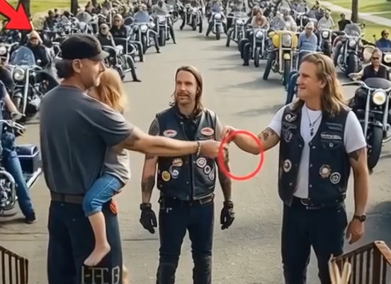 Single Dad Lost His Job for Helping a Biker, Hells Angels Sent 40 Riders to His House!