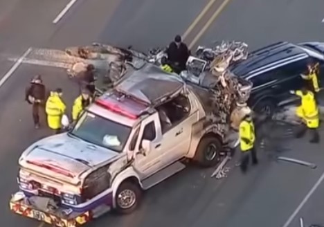 BREAKING NEWS U.S president has just been involved in a road accident few minutes after leaving the White House……. Read full story in comment…