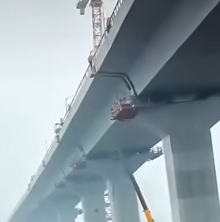 BREAKING NEWS: Just In 5 Minut Ago… See More