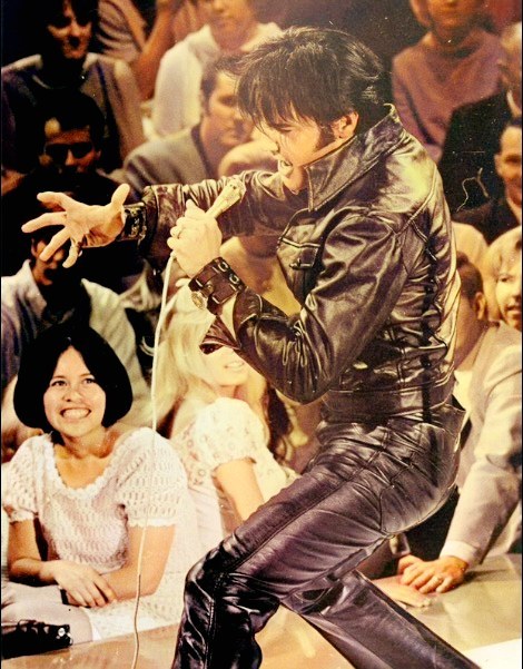 The Impact of Marlon Brando’s Leather Look on Elvis’ Style